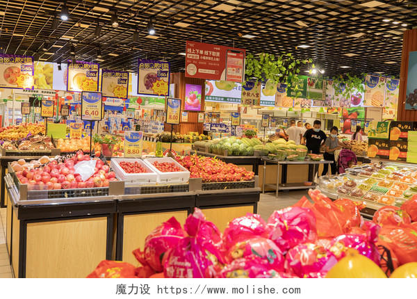 实拍超市陈列超市内景超市商品超市货架水果货架